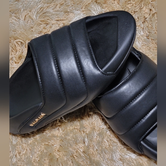 Balmain Quilted Leather Slides - Picture 4 of 9